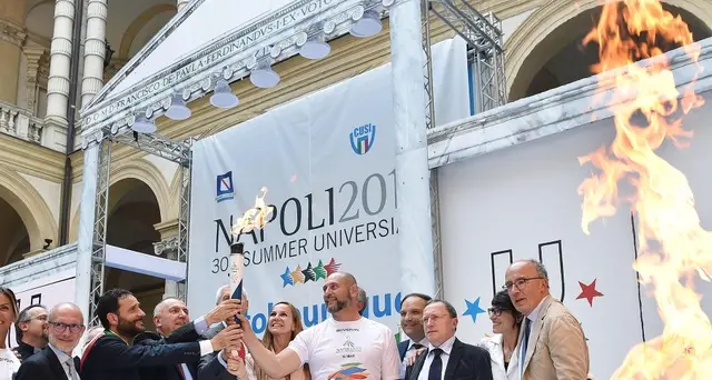 Universiadi: fiaccola Napoli a Losanna