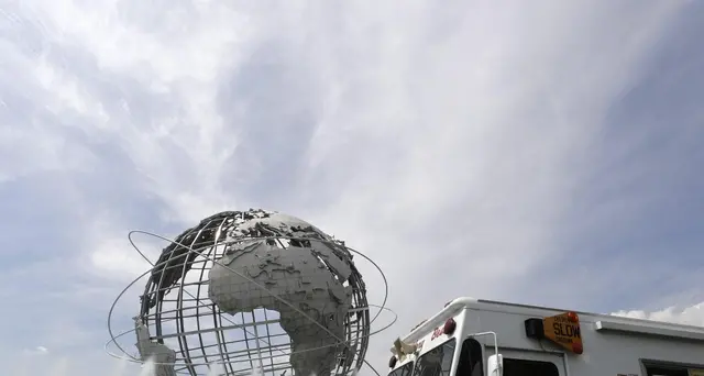 Stretta su camioncini gelato a New York