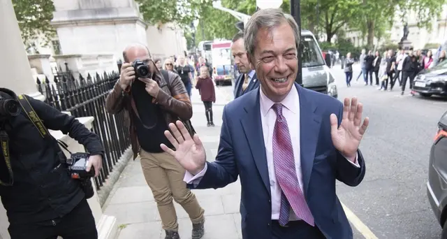 Farage Downing St, pure noi in negoziati