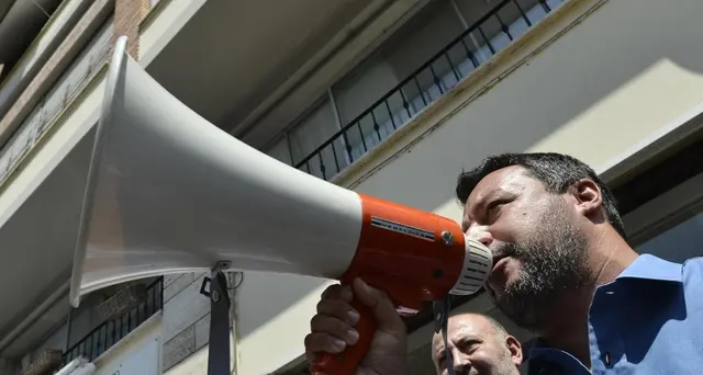 Salvini,Conte nomini sostituto di Savona