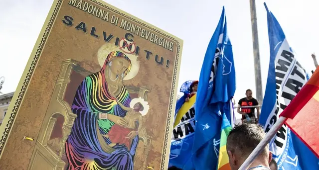 Roma Pride, Bella Ciao e slogan antilega
