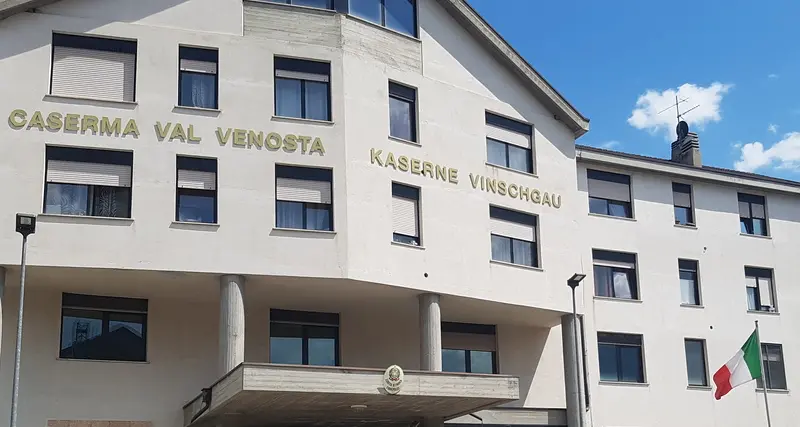 Hotel con 20 lavoratori irregolari