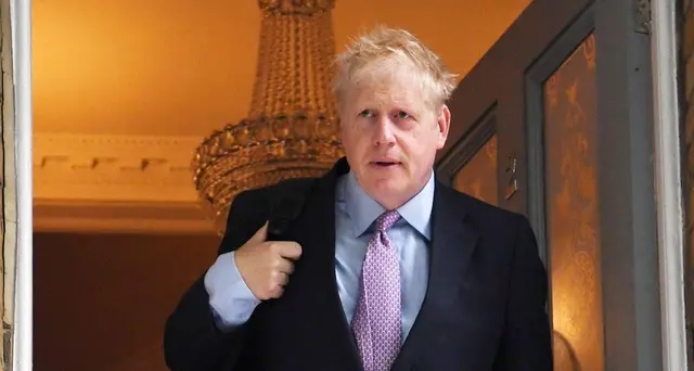 In 10 nella corsa Tory per il dopo May