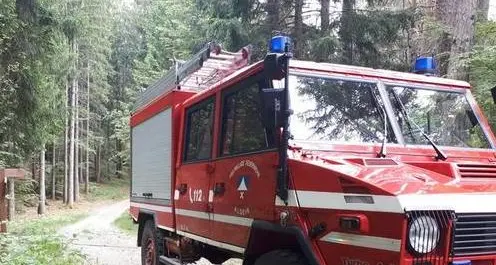Precipita nella scarpata Ferito un motociclista