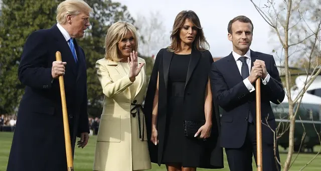 Marcon regalerà a Trump un'altra quercia