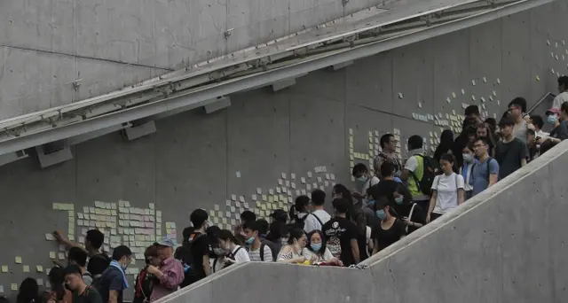 Hong Kong, 'dibattito non in agenda'