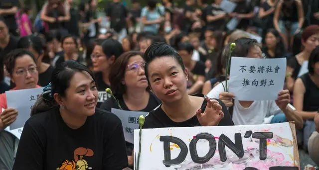 Hong Kong, domani si manifesta comunque