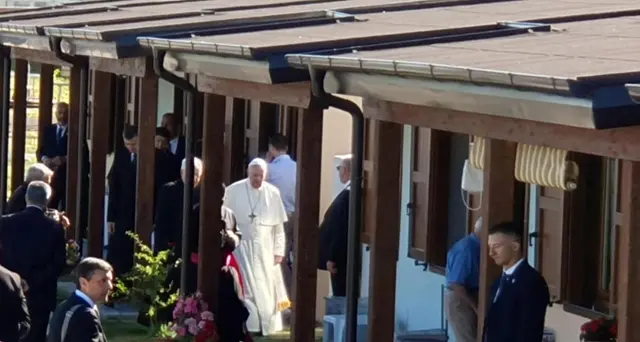 Papa a terremotati, 'abbiate speranza'