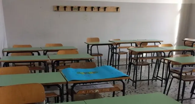 Prof suicida, si esamina biglietto