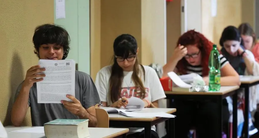 Domani al via la maturità, la polizia postale: «Attenti alle fake news»