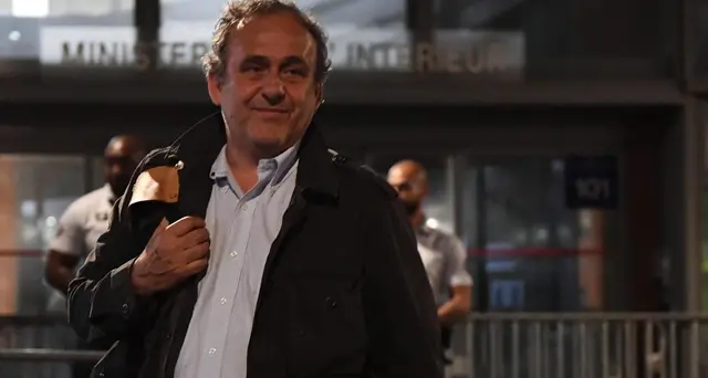 Mondiali 2022, Platini rilasciato