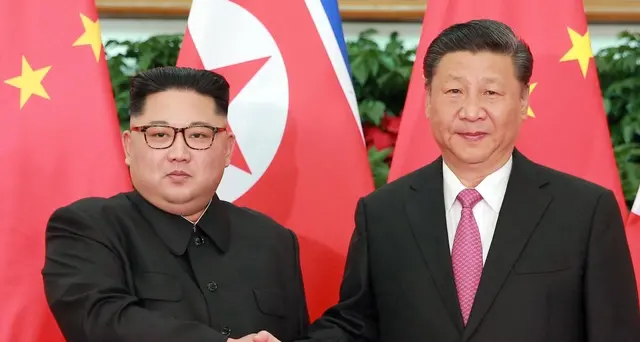 Xi accolto personalmente da Kim