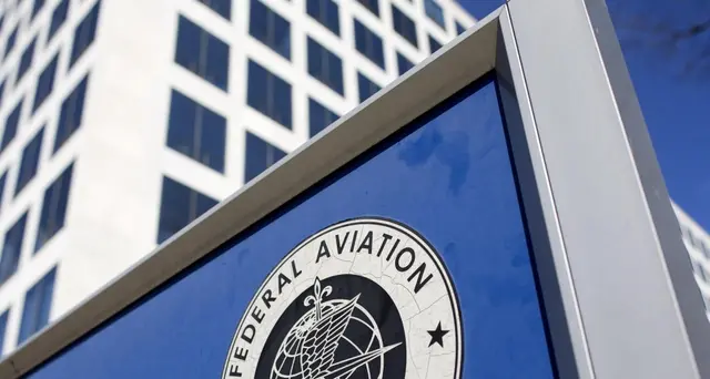 Usa ferma voli su spazio aereo iraniano
