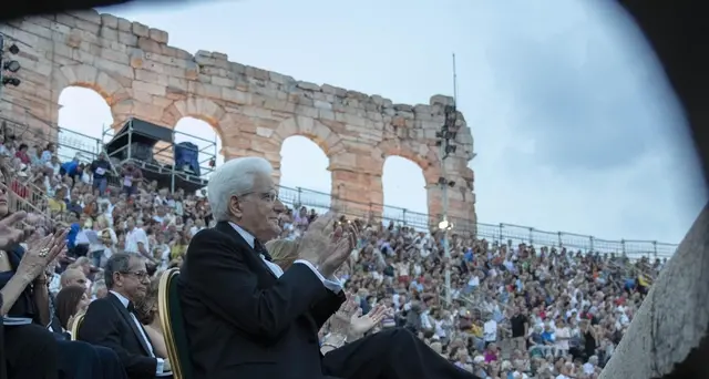 Mattarella in Arena per 'Traviata'