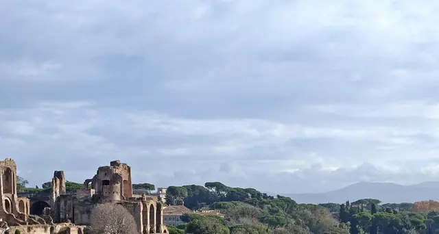 Fendi sfila sul Palatino il 4 luglio