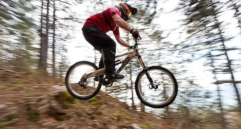 Pordoi, biker di 76 anni muore sulla pista da downhill
