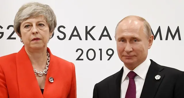 Putin e May si parlano ma restano freddi