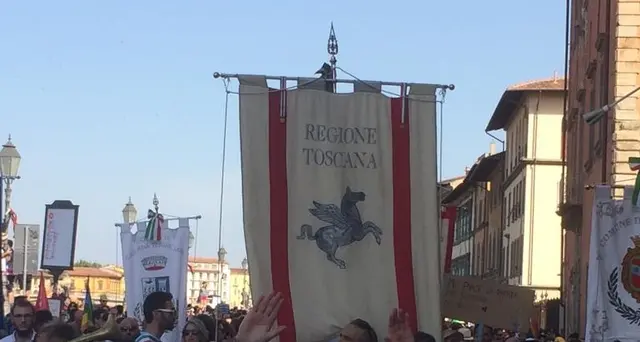 In 10mila a Pisa per il Toscana Pride