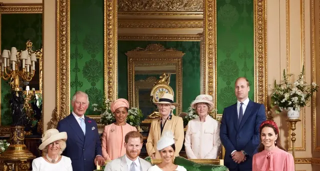 Harry e Meghan, le foto del battesimo