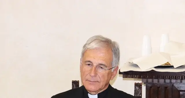 Vescovo Norcia contro burocrazia sisma