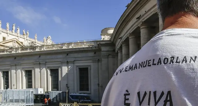 Orlandi: aperte due tombe, trovate vuote