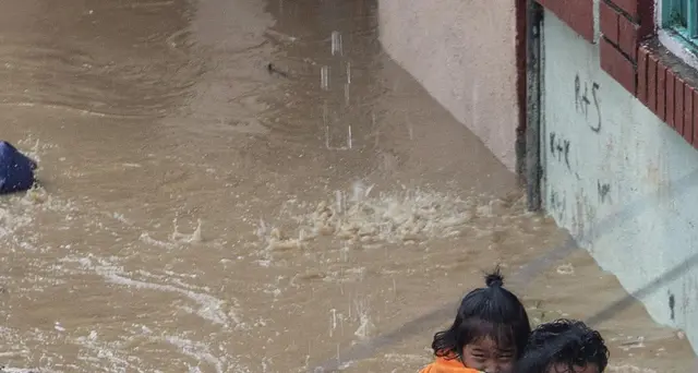 Nepal: almeno 43 morti per maltempo