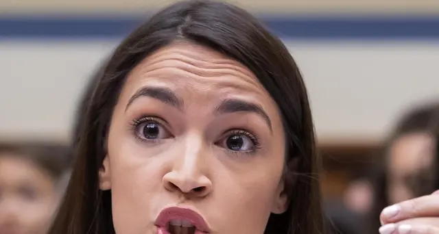 Trump, Ocasio e altre tornino a casa