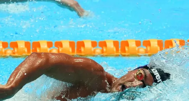 Detti, De Tullio e 4x100 sl in finale