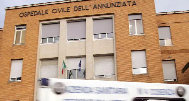 Donna muore in ospedale Cosenza,proteste