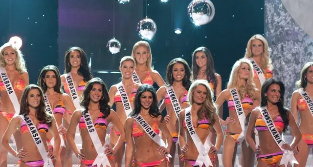 Miss Michigan detronizzata per un tweet