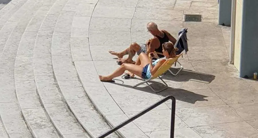 In attesa del Polo, l’ex Pascoli diventa una “spiaggia”