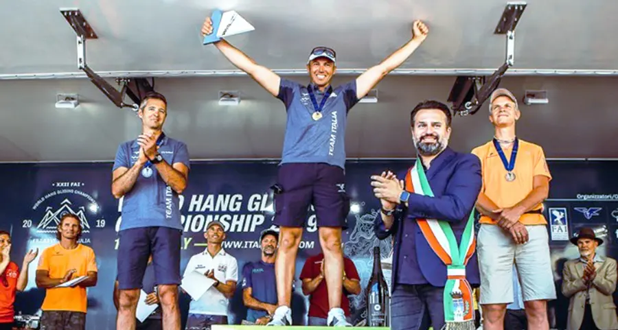 Alessandro Ploner medaglia d'oro ai Mondiali di deltaplano