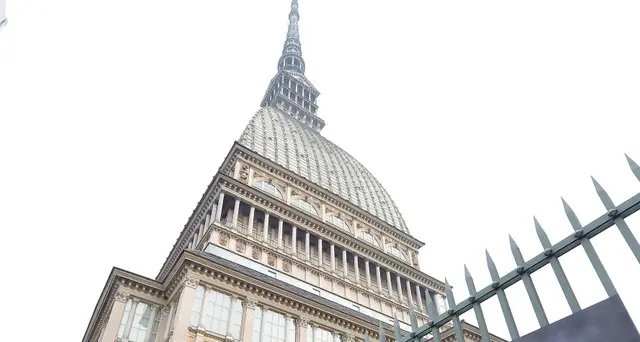 Venezia affollata, Cnn consiglia Torino