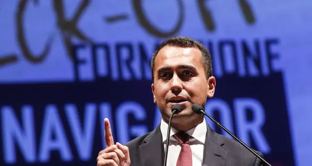 Di Maio, valutare cittadinanza Gozi