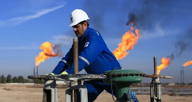 Petrolio crolla a Ny, chiude a -7,9%