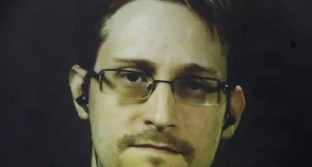 A settembre l'autobiografia di Snowden