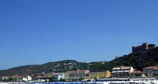 Colpito da cassonetto, sospettato minore