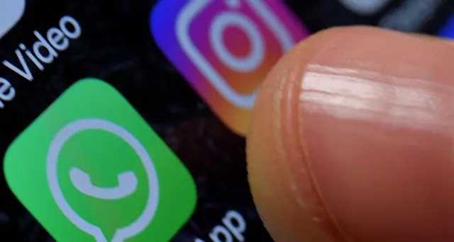 Adesca minori su WhatsApp,resta in cella