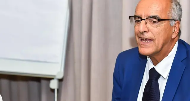 Cozzi, non riusciva più a stare in piedi