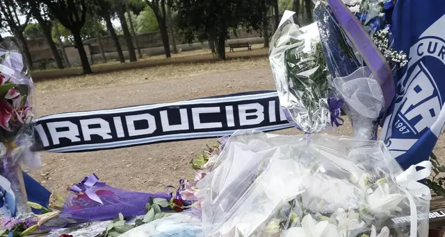 Ultras ucciso: striscione, 'Diablo vive'