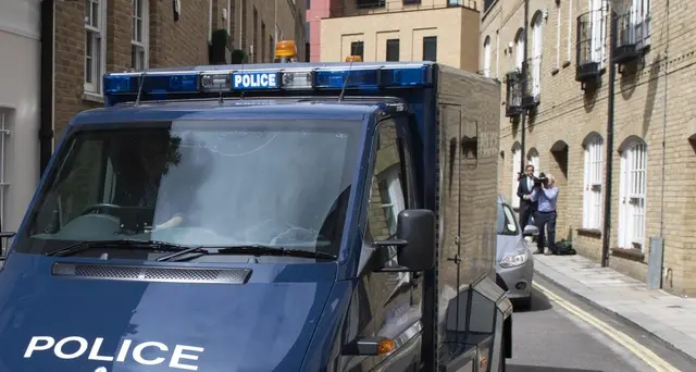 Agente ferito a Londra, non è terrorismo