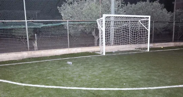 15enne muore su un campo di calcetto