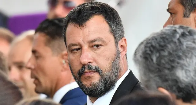 Salvini, umanità non è aiuto trafficanti