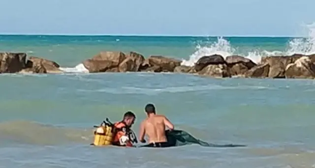 Morti i due fratellini dispersi in mare