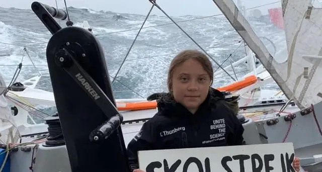 Greta fa sciopero del clima in Atlantico