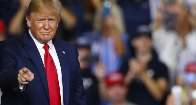 Trump, legalizzare licenziamento trans