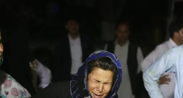 Kabul, kamikaze a matrimonio: 63 morti