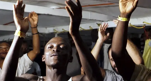 Open Arms: notte tranquilla per profughi