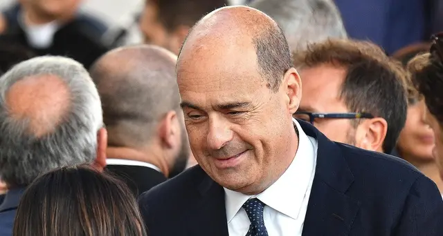 Dal Pd il mandato a Zingaretti per un governo di svolta