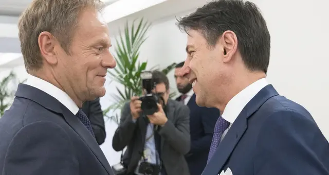 Fonti Ue, Tusk apprezza operato di Conte